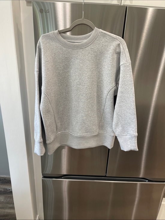 CALIA by Carrie Underwood Sweaters - CALIA by Carrie Underwood Light Heather Gray Crewneck Pullover